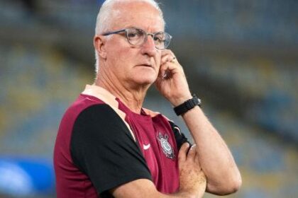 Imagem destacada Dorival Júnior evita citar títulos passados enquanto pressão sobre o Corinthians aumenta