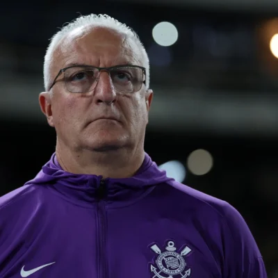 Imagem destacada Dorival Júnior reconhece falhas após nova derrota e admite pior sequência da carreira