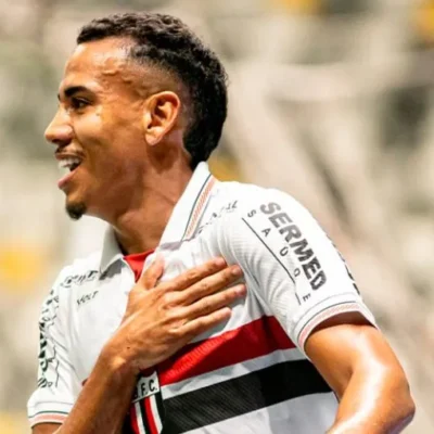 Imagem destacada Botafogo SP aproveita erros do América MG, vira na Arena MRV e segue com 100% na Série B