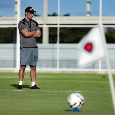 Imagem destacada Botafogo PB estreia na Série C contra o Barra SC em duelo inédito no Almeidão