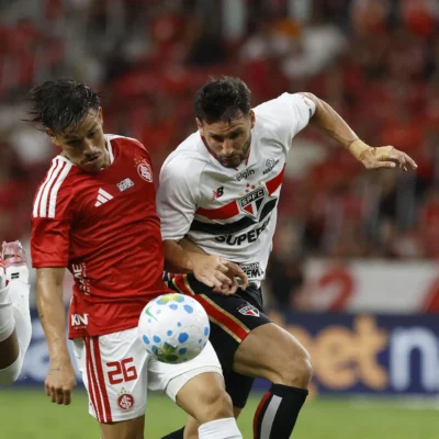 Imagem destacada Calleri marca nos acréscimos e São Paulo arranca empate com o Inter no Beira Rio