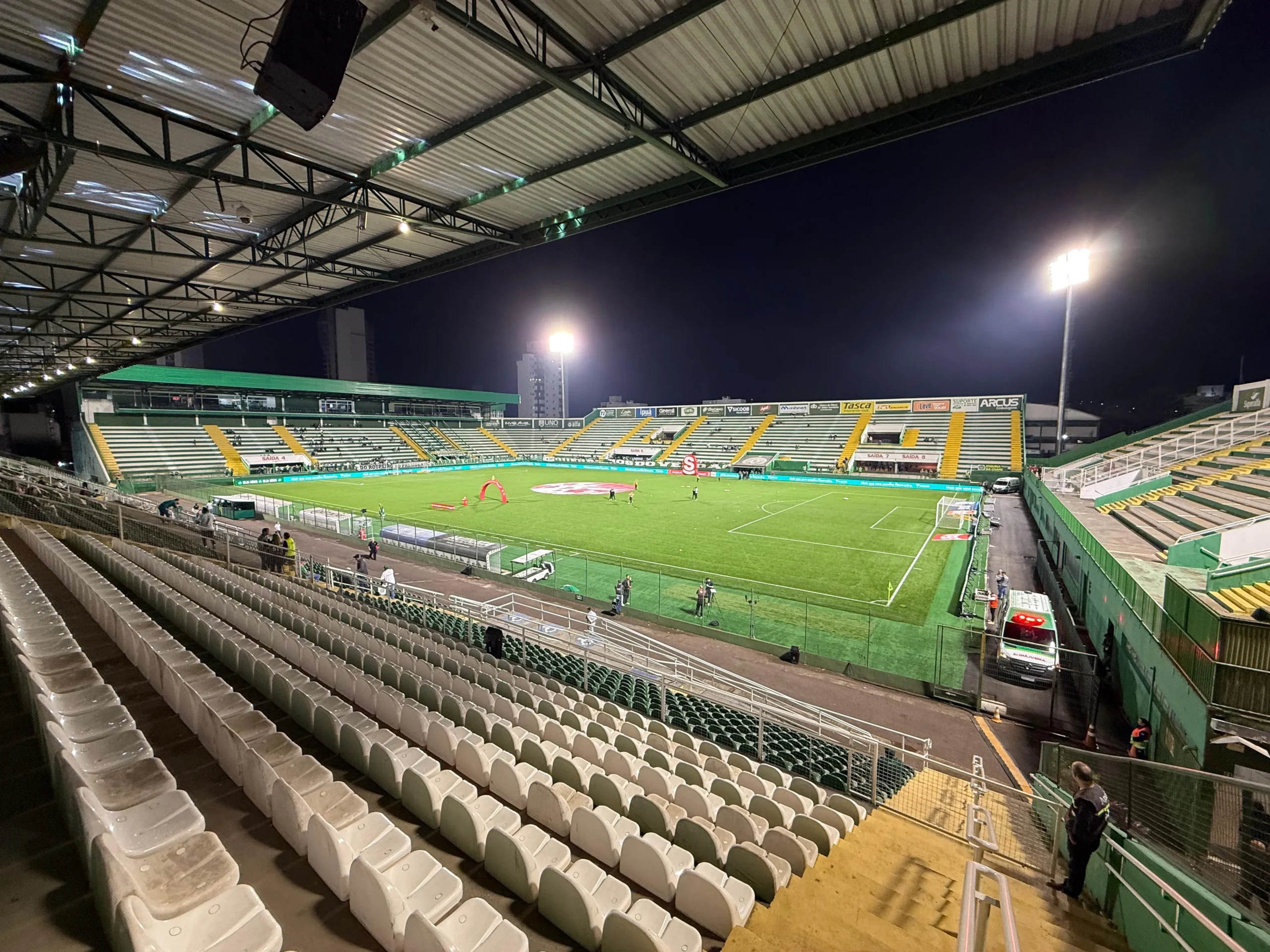 Chapecoense e Atlético-MG duelam na Arena Condá pela 9ª rodada do Brasileirão - Imagem do artigo