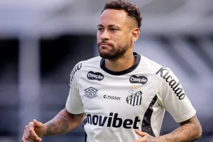 Imagem destacada Receita do Santos sobe para R$ 678,5 milhões em 2025 com impulso de Neymar