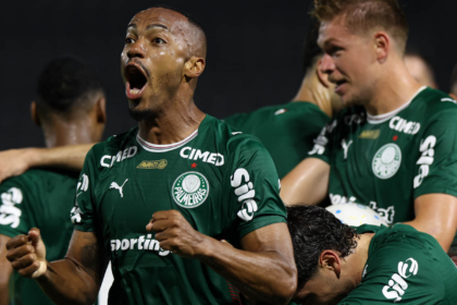 Imagem destacada Marlon Freitas garante vitória do Palmeiras sobre o Grêmio e mantém liderança do Brasileiro
