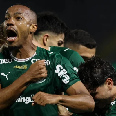 Imagem destacada Marlon Freitas decide, Palmeiras bate Grêmio e segue isolado na liderança