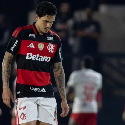 Imagem destacada Derrota por 3 a 0 aumenta pressão e gera cobranças internas no vestiário do Flamengo