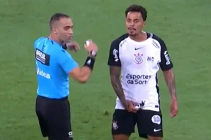 Imagem destacada Corinthians acionará departamento jurídico e aplicará multa a Allan após expulsão no Maracanã