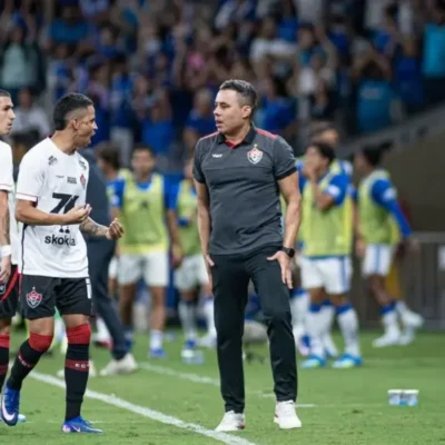 Imagem destacada Vitória encara Chapecoense abalada para quebrar sequência negativa fora de casa