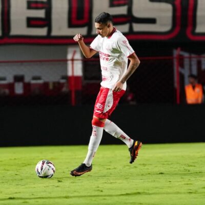 Imagem destacada Betão deve desfalcar o Náutico, e Paulo Sérgio pode estrear contra a Ponte Preta