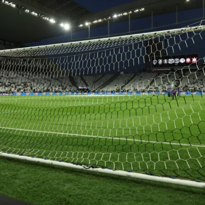 Imagem destacada Santos negocia levar jogo contra o Coritiba para a Neo Química Arena