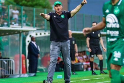Imagem destacada Chapecoense demite técnico Gilmar Dal Pozzo após derrota por 4 a 0