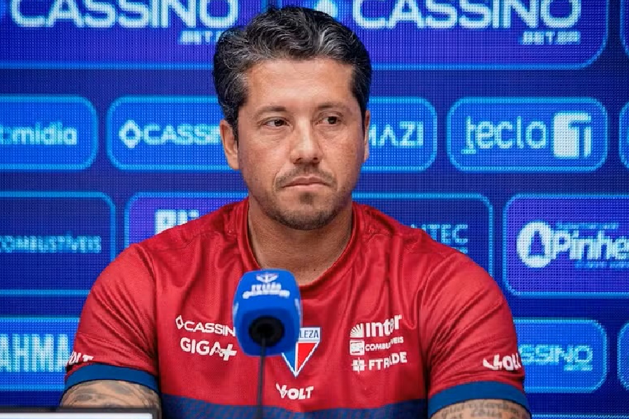 Multa alta e escolha de Thiago Carpini seguram técnico no Fortaleza e afastam investida da Chapecoense - Imagem do artigo