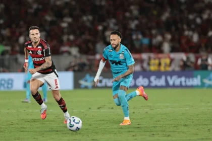 Imagem destacada Domingão de Páscoa reúne rodada completa de futebol na TV; confira horários e transmissões