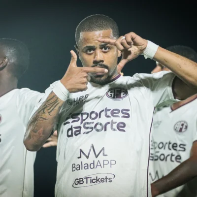Imagem destacada Vinni Faria anota primeiro gol pela Ferroviária, mas equipe sofre virada na estreia da Série C