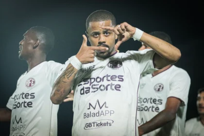 Imagem destacada Vinni Faria anota primeiro gol pela Ferroviária, mas equipe sofre virada na estreia da Série C