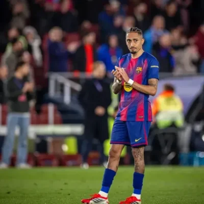 Imagem destacada Barcelona pode receber até R$ 44,7 milhões por afastamento de Raphinha