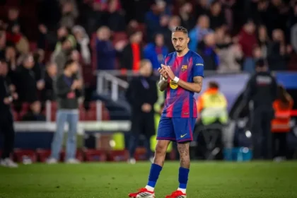 Imagem destacada Barcelona pode receber até R$ 44,7 milhões por afastamento de Raphinha