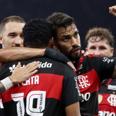 Imagem destacada Flamengo vira sobre o Santos, faz 3 a 1 no Maracanã e encosta no G4