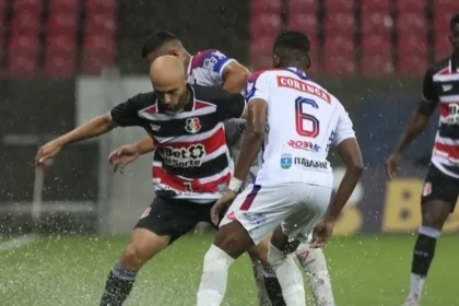 Imagem destacada Santa Cruz supera Itabaiana sob chuva e apagão e larga com vitória na Série C 2026