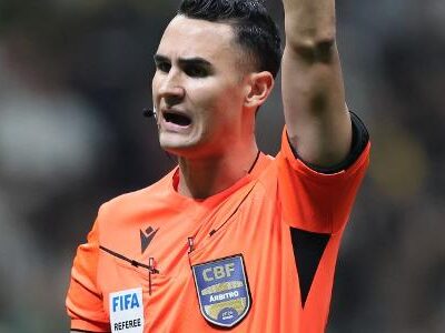 Imagem destacada Brasileirão registra queda no tempo de bola rolando; quatro jogos ficam abaixo de 49 minutos