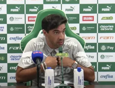 Imagem destacada Abel Ferreira lamenta empate do Palmeiras e ironiza VAR da Conmebol