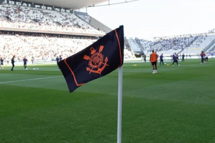 Imagem destacada Quinta feira de futebol tem estreia do Corinthians na Libertadores e duelos decisivos na Europa