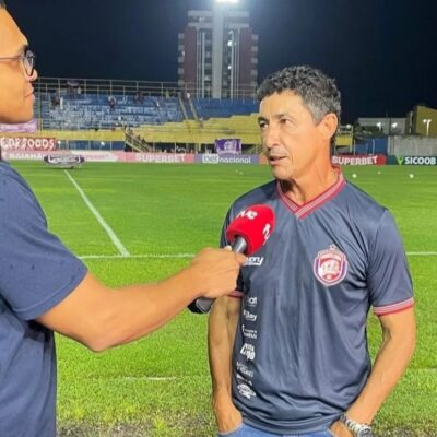 Imagem destacada Betinho deixa comando do Santa Catarina após estreia com derrota na Série D