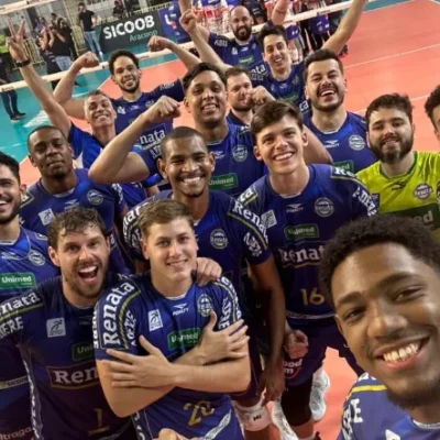 Imagem destacada Vôlei Renata derrota Monte Carmelo e carimba vaga na semifinal da Superliga Masculina
