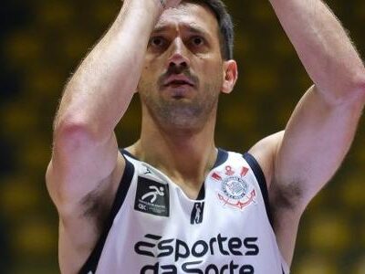 Imagem destacada Elinho alcança 3.012 assistências e consolida maior marca do NBB