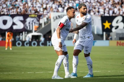 Imagem destacada Com retornos de Neymar e Gabigol, Santos enfrenta Atlético MG na Vila Belmiro