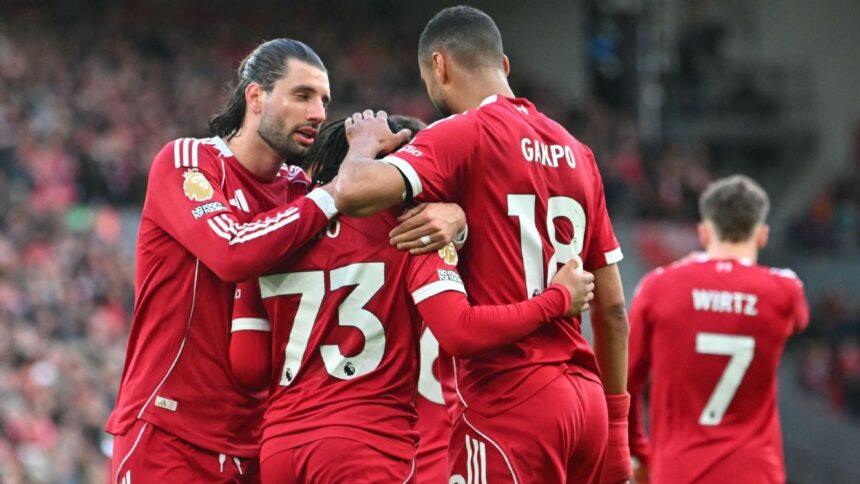 Liverpool e Chelsea se enfrentam pelo Campeonato Inglês em 9 de maio de 2026