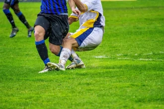 Futebol na TV nesta sexta (29): confira os jogos e onde assistir