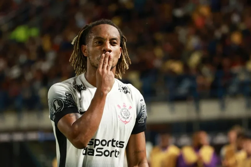 Diniz altera meio-campo e Corinthians tem novidade na escalação para clássico com o São Paulo
