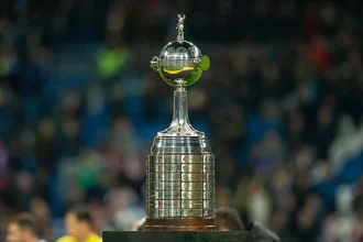 Sorteio da Libertadores 2026 define oitavas com clássico Flamengo x Cruzeiro e coloca Flamengo e Palmeiras em lados opostos