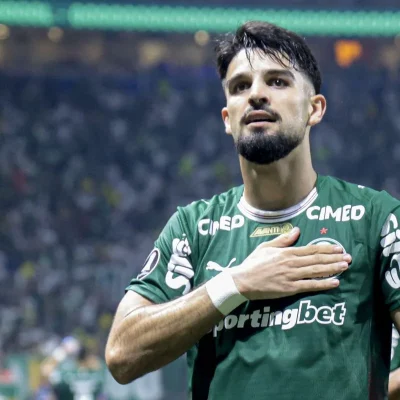 Palmeiras deve negociar Flaco López após a Copa do Mundo para aliviar pressão financeira