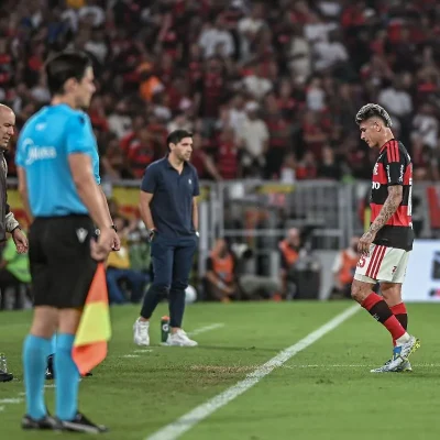STJD suspende Carrascal por três jogos e absolve Paulinho; Leonardo Jardim é inocentado