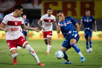 Fortaleza segura pressão do CRB, empata sem gols e avança na Copa do Brasil