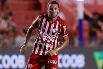Halanzinho, destaque da base, estreia no profissional do Náutico