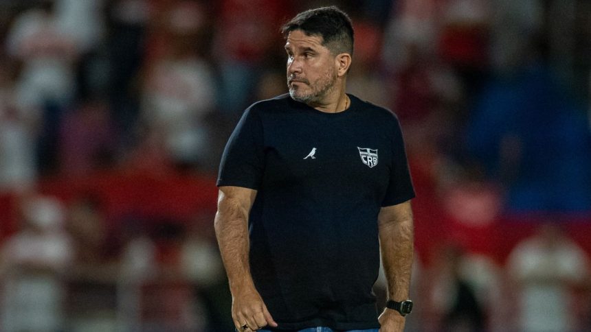 Barroca enaltece entrega do CRB após eliminação na Copa do Brasil e alerta para desgaste antes do jogo com o Sport