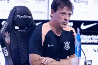 Fernando Diniz Corinthians Rodrigo Coca