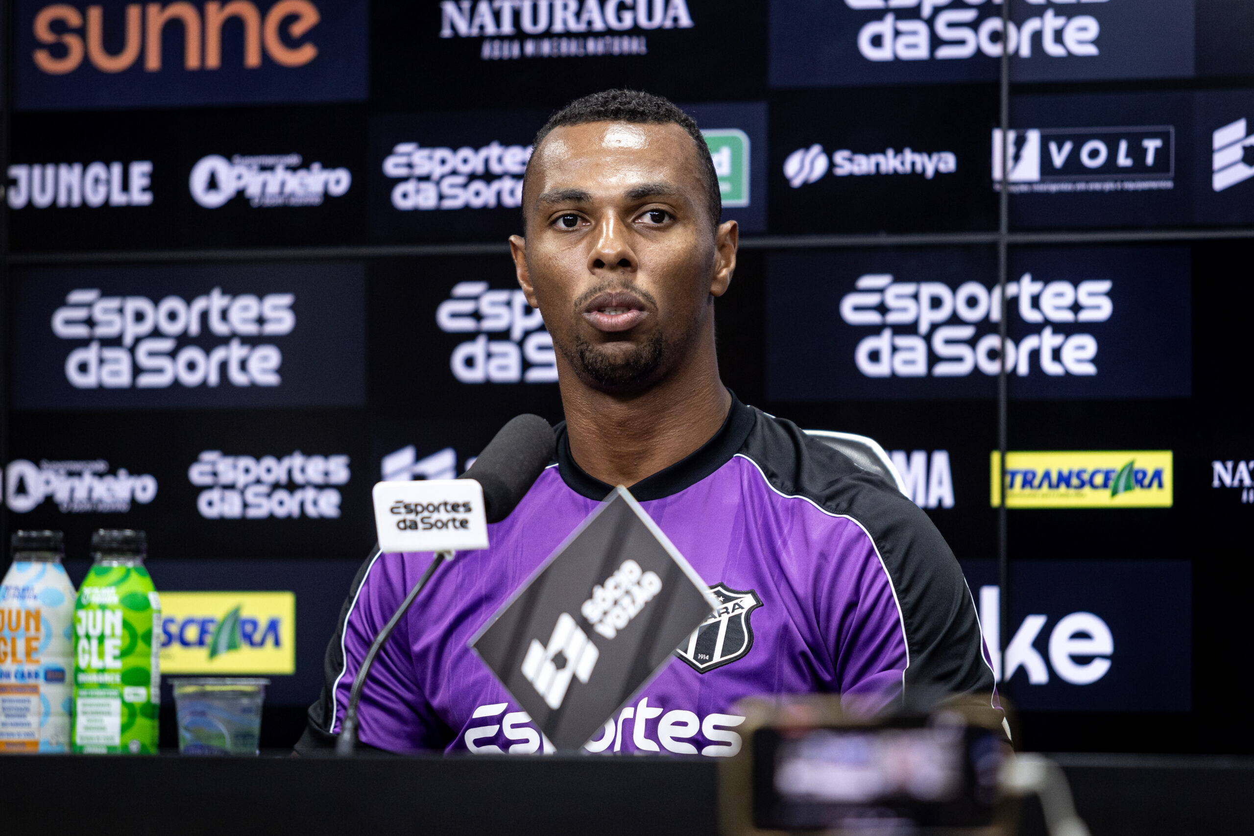 Luizão reclama da arbitragem após derrota do Ceará e diz que time tem sido prejudicado