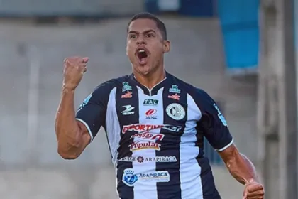 ASA-AL vence Atlético-BA por 3 a 0 e segue na briga pela liderança