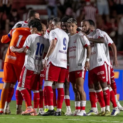Náutico enfrenta sequência de partidas contra times que brigam pelo acesso à Série A