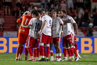 Náutico tem 4º melhor início na era dos pontos corridos da Série B após 10 rodadas