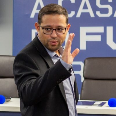 Santa Cruz confirma saída do CEO Pedro Henriques