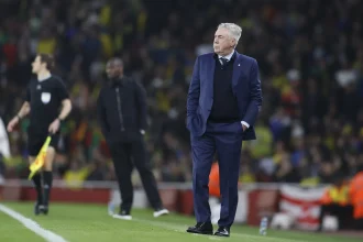 Ancelotti elogia Ronaldo, admite que ciclo na Seleção pode encerrar a carreira e fala sobre pressão e o hino nacional