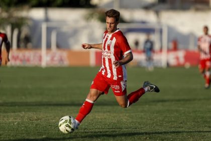 felipe saraiva nautico