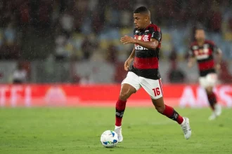 Flamengo e Fluminense lideram clubes que mais revelaram jogadores na pré-lista da Seleção para 2026