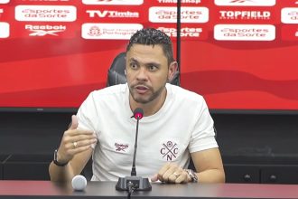 Guilherme destaca desempenho e preparo físico do Náutico após 6 a 2 sobre Operário-PR e pede cautela na Série B