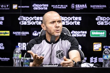 Mozart quer que atuação do Ceará contra o Atlético-MG sirva de modelo para o restante da temporada
